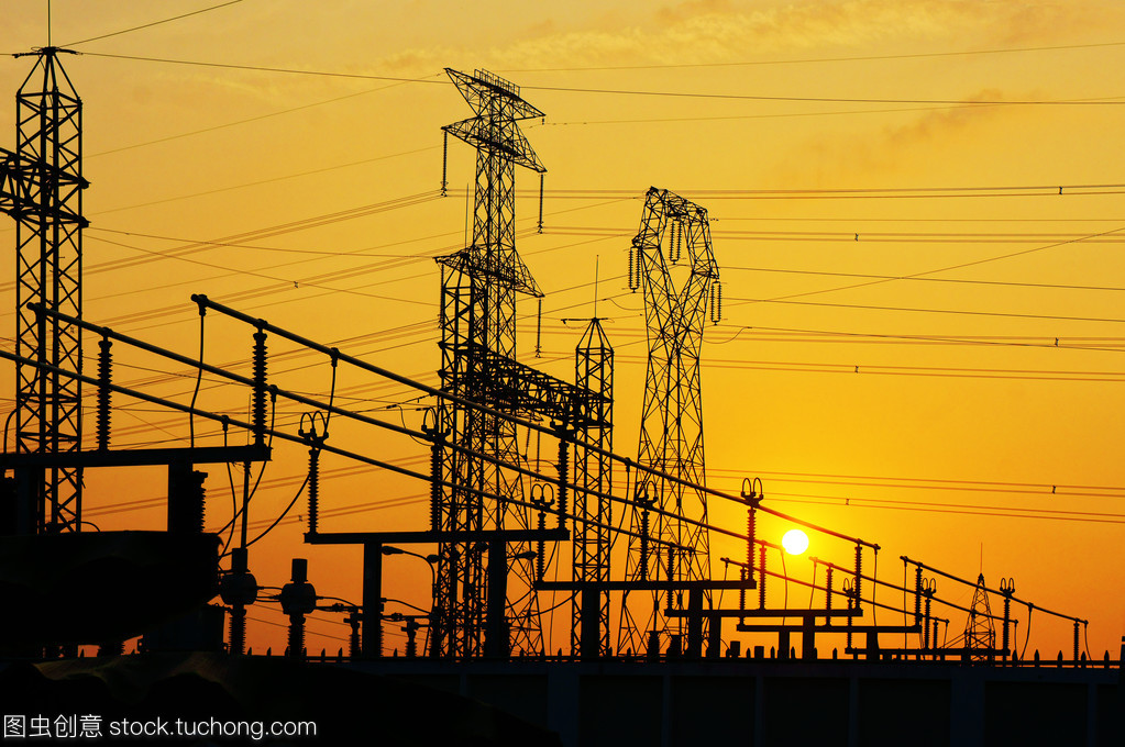 日出下的守護者 電力網絡變壓器站與電纜附件